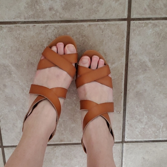 Talons haut - Picture 1 of 2